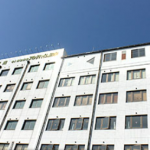 【正社員】【鈴鹿市】【看護職】働くママ・パパにも優しい👩🏻‍⚕️👨🏻‍⚕️ボーナスあり💐年間休日121日✨【医療法人　誠仁会・塩川病院】 イメージ